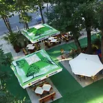 Sunny Paradise Family Otel Naousa