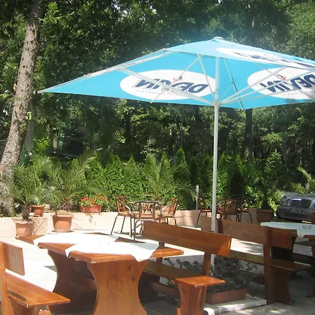 Sunny Paradise Family Hotel