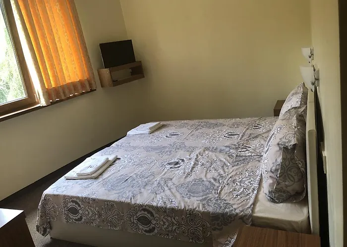 Sunny Paradise Family Otel